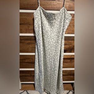 NWOT - A NEW DAY / TARGET MIDI / MAXI FLORAL SLIP DRESS